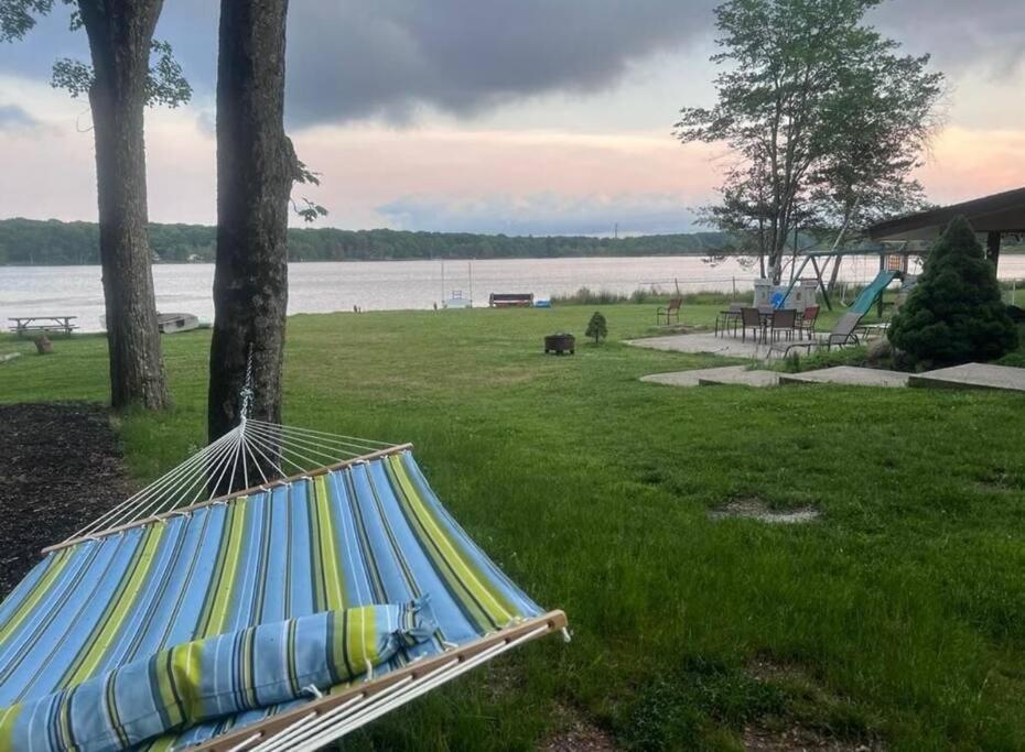 Hideaway - Lakehouse/Spa/Dock/ Pocono Summit Exterior photo
