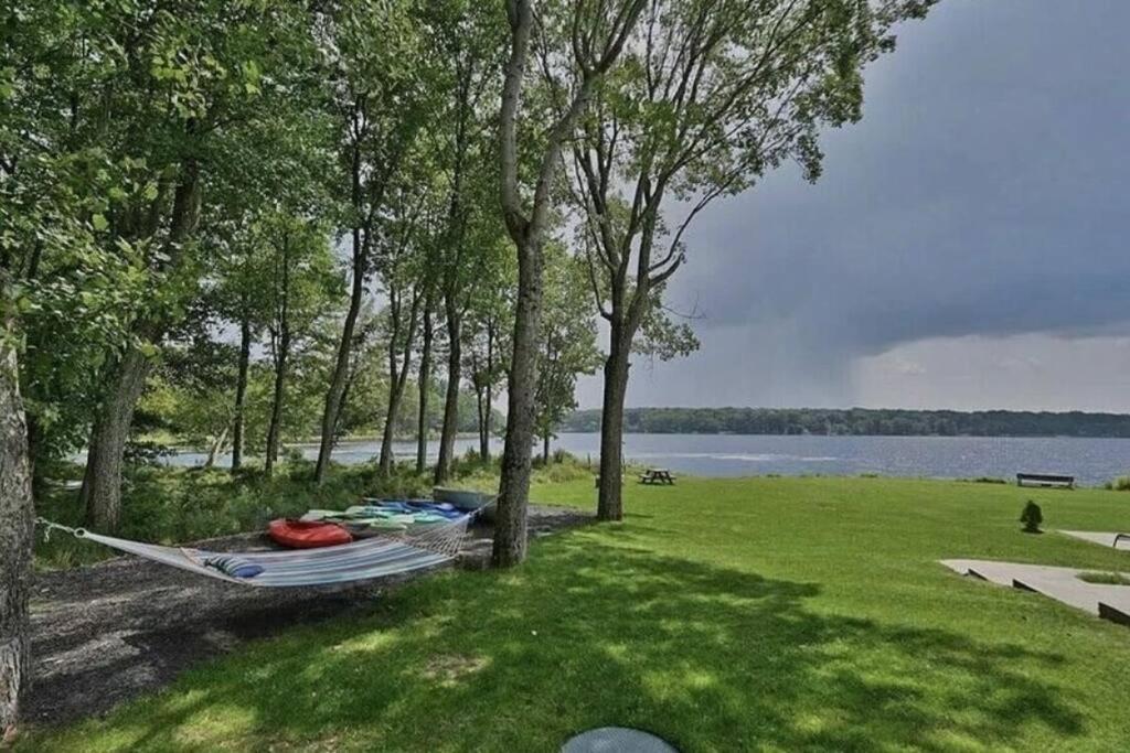 Hideaway - Lakehouse/Spa/Dock/ Pocono Summit Exterior photo