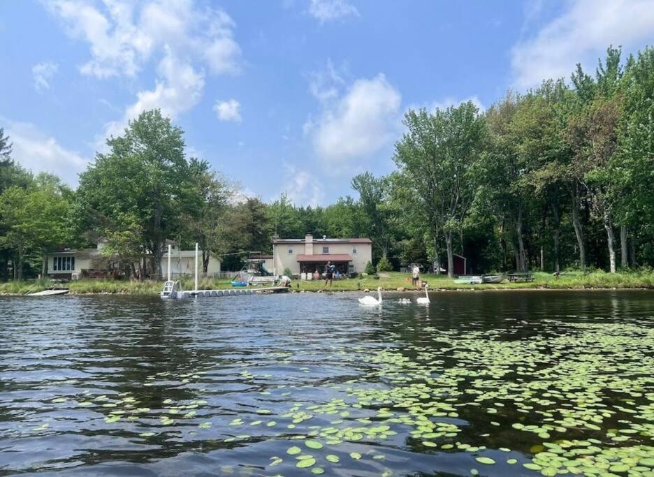Hideaway - Lakehouse/Spa/Dock/ Pocono Summit Exterior photo