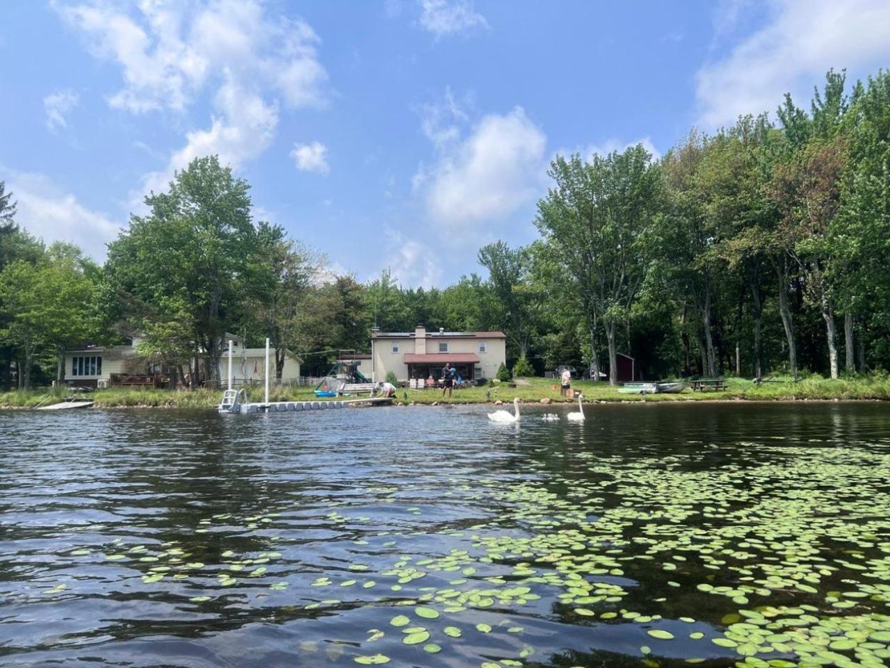 Hideaway - Lakehouse/Spa/Dock/ Pocono Summit Exterior photo