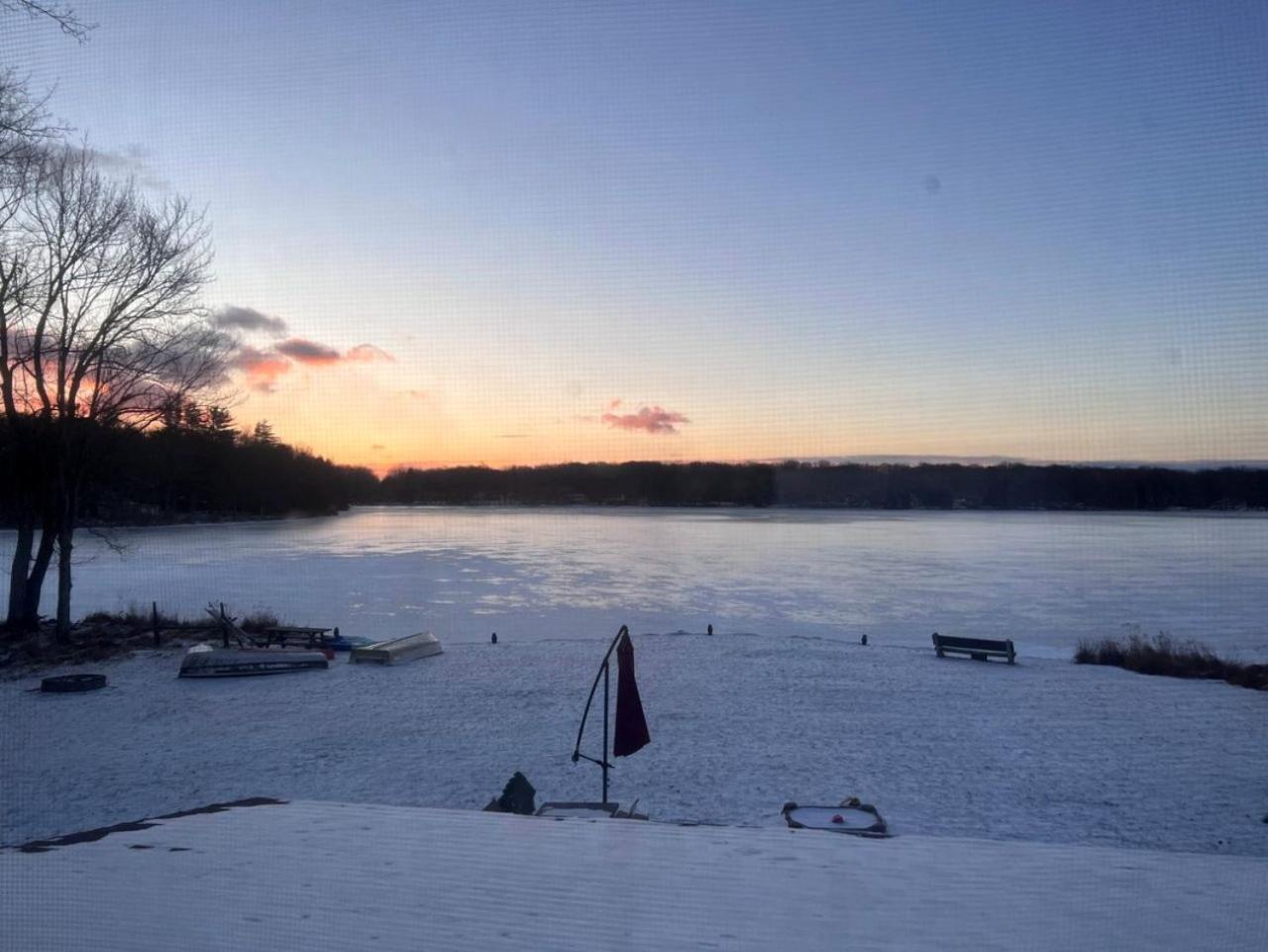Hideaway - Lakehouse/Spa/Dock/ Pocono Summit Exterior photo